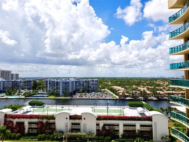 Foto del edificio - 2501 S Ocean Dr