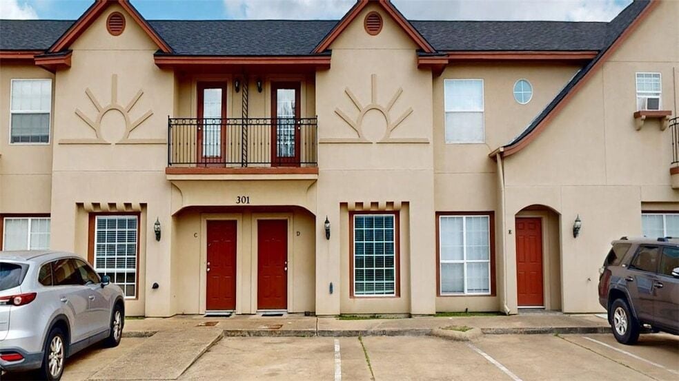 Photo - 301 Nimitz Street Unit D