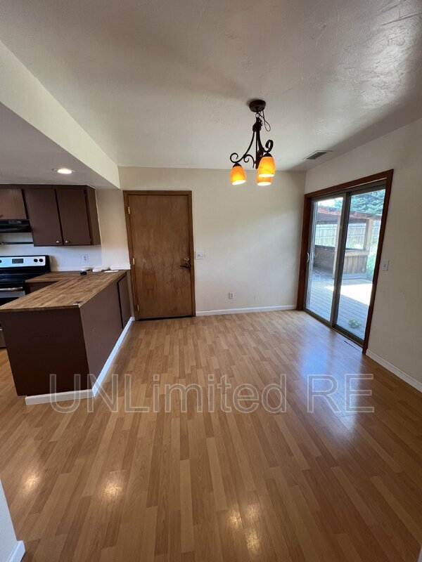 Building Photo - 3506 W Mountain Dr