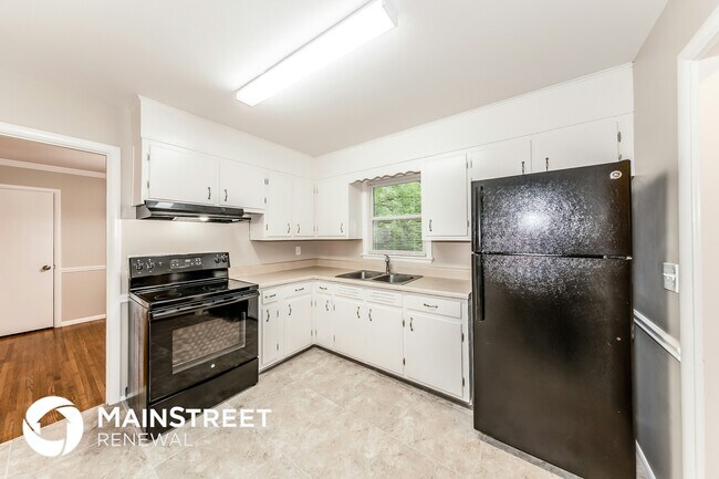 Foto del edificio - 112 26th Ave NW