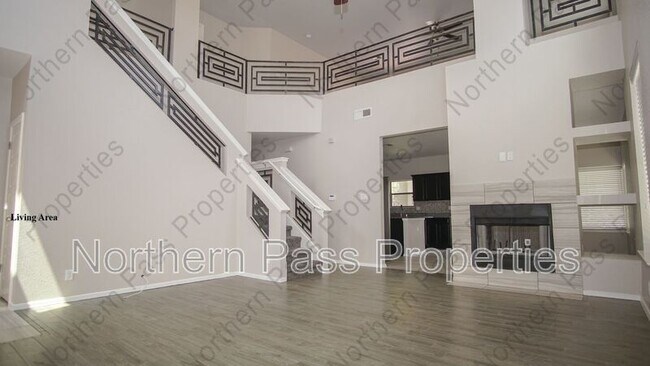 Foto del edificio - 6564 Berringer St