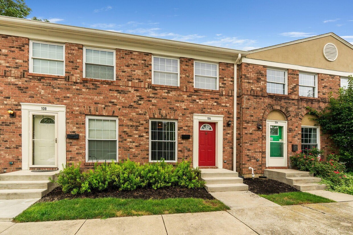 Foto principal - 106 Tarryton Ct E