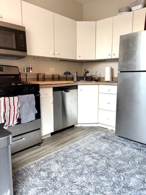 Building Photo - 3610 N Wayne Ave