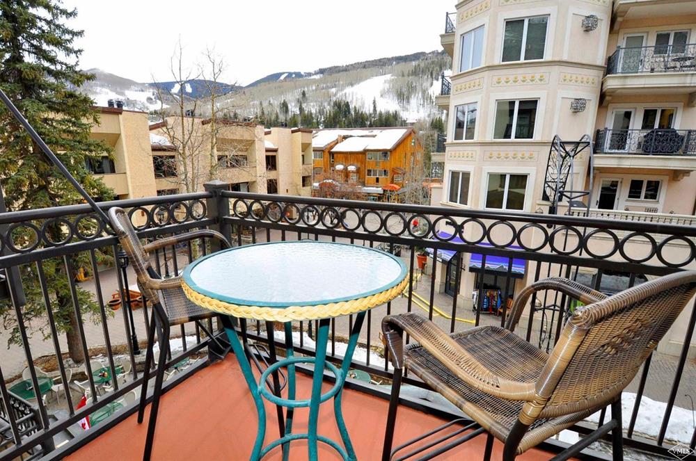 Foto principal - 555 E Lionshead Cir