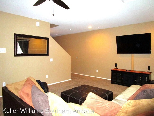 Building Photo - 7005 S Red Maids Dr