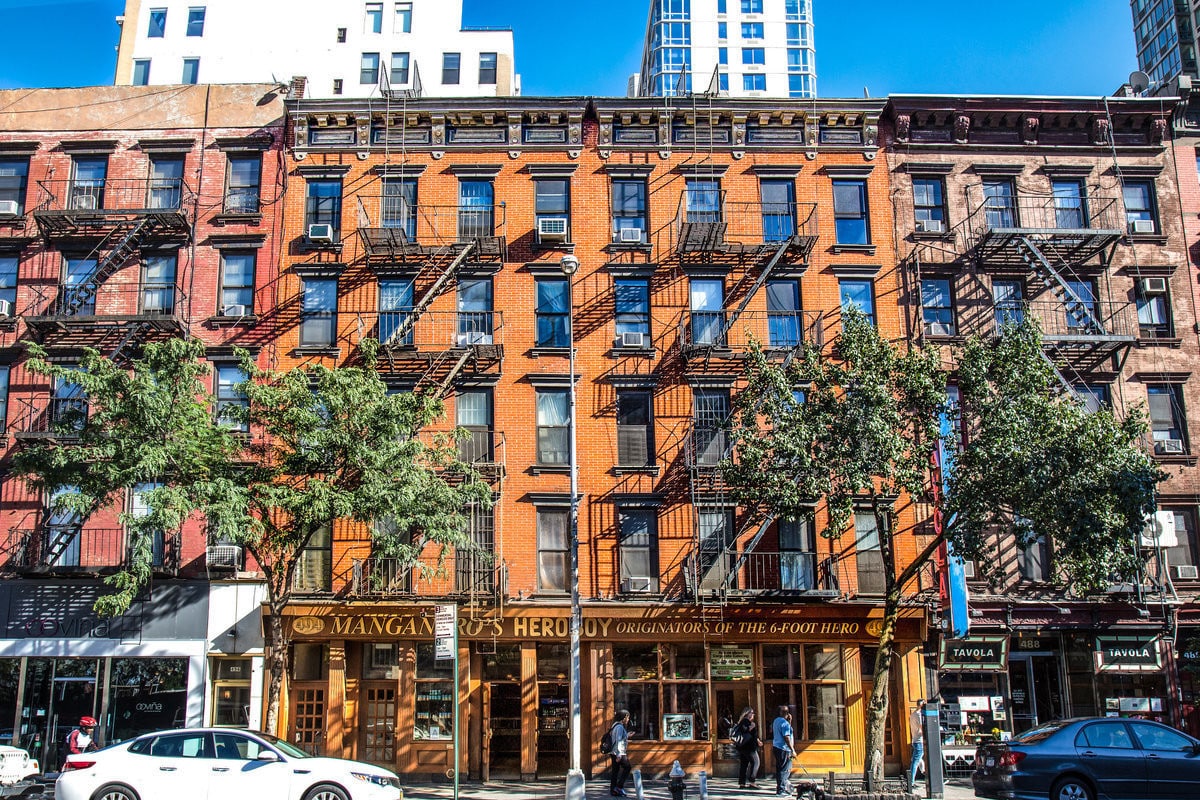 Primary Photo - 494 Ninth Avenue
