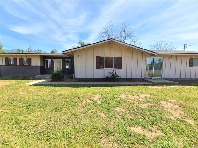 Building Photo - 13195 13195