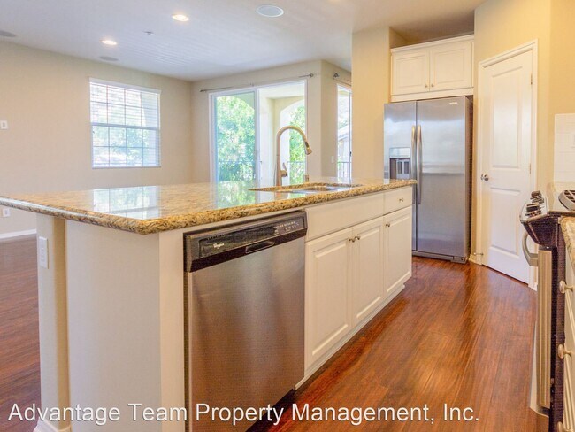 Building Photo - 3 br, 3.5 bath House - 2611 Rawhide Lane
