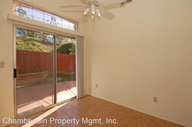 Building Photo - 3 br, 2 bath House - 611 Paseo Rio