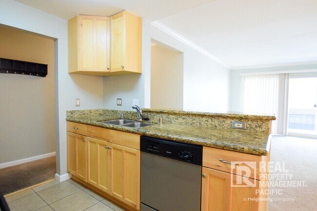 Foto del edificio - Bright & Spacious 1-Bedroom in Prime Oakla...