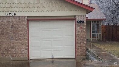 Building Photo - 12206 Alderbrook Dr