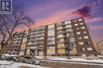 Building Photo - 1435 Morisset Ave