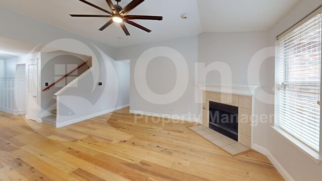 Building Photo - 2208 Lanshire Dr