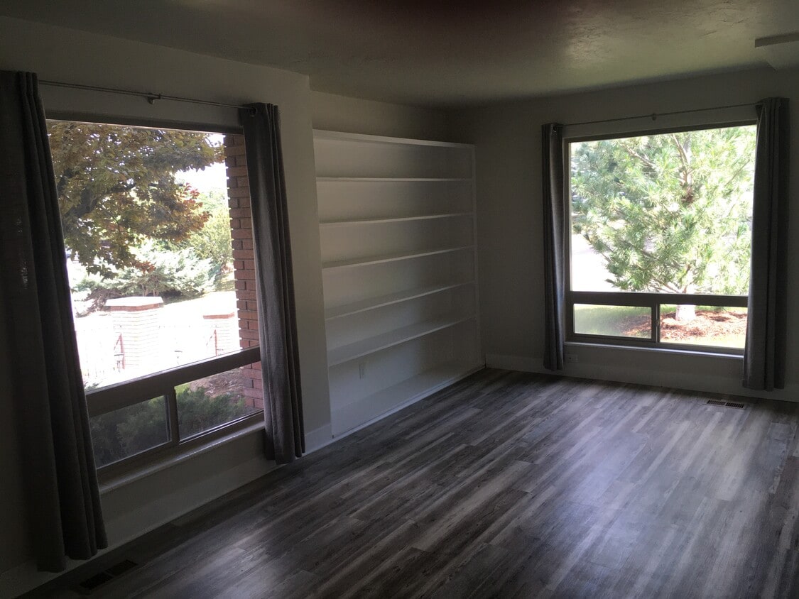 1819 S Laurelhurst Dr, Salt Lake City, UT 84108 Townhouse for Rent in