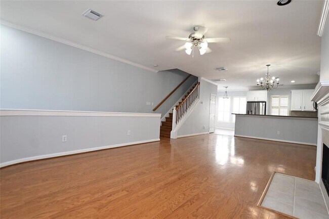 Building Photo - 1009 Eberhard St