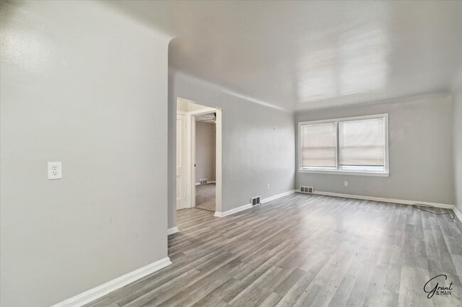 Building Photo - Puritan Apartments