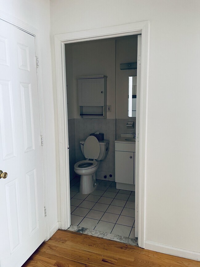 Bathroom - 3114 60th St