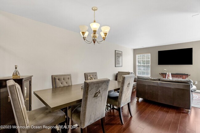 Foto del edificio - 39 Thistledown St