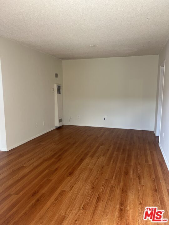 Foto del edificio - 1243 26th St