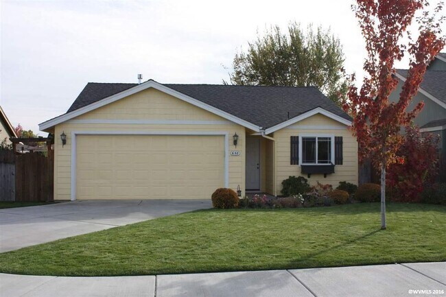 Foto del edificio - NW Redmond, 3 Bdrm, 2 Bath, All Appliances...