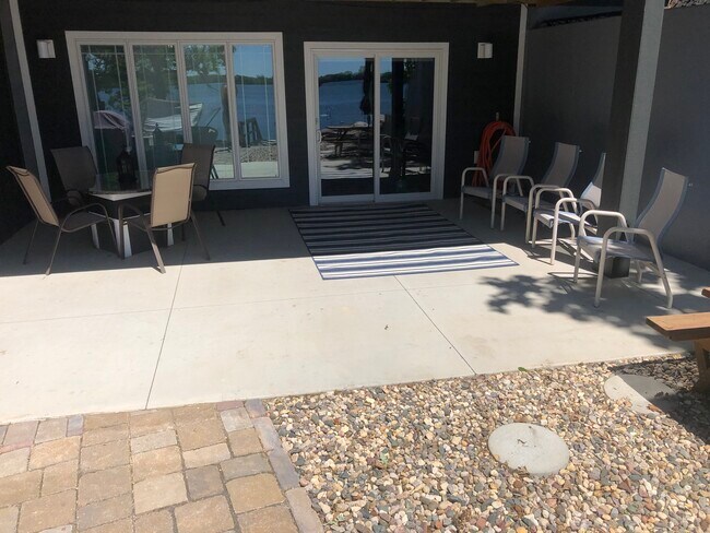 Back covered patio - 2602 Center Lake Dr