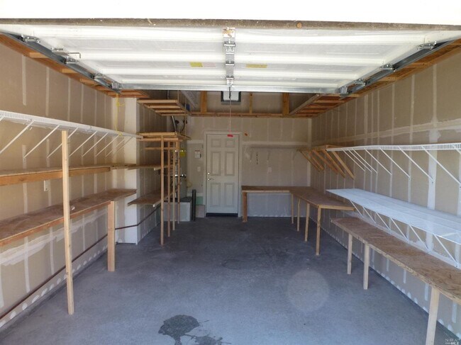 Foto del edificio - 3273 Inwood Pl