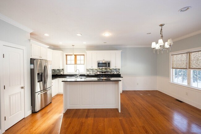 Foto del edificio - 4 Cyrus Way