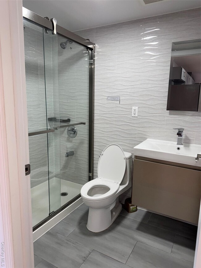 Foto del edificio - 132-25 57th Ave