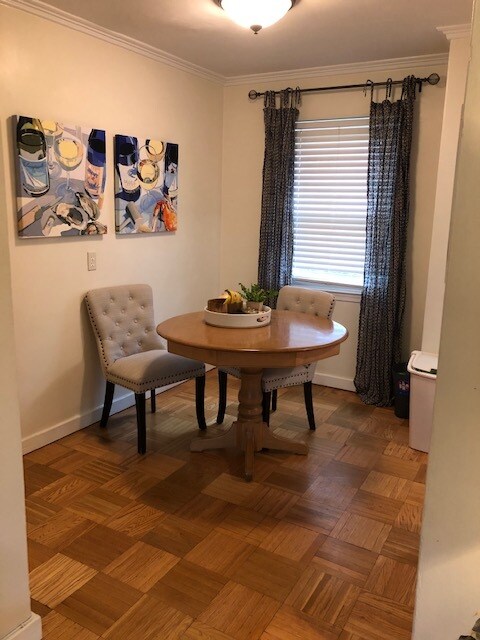 Dining Room - 2023 N Smythe St