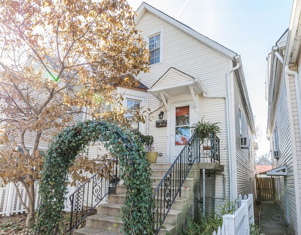 Foto principal - 4134 N Drake Ave