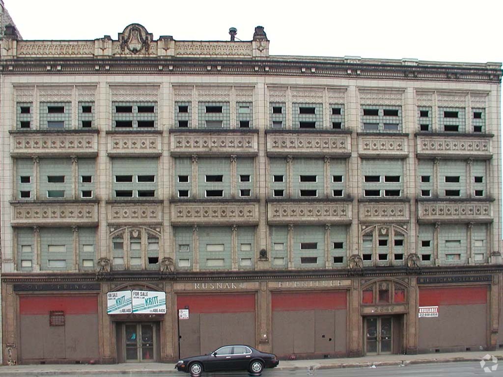 Alternate building view - North and Talman Family Apartments