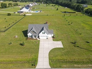Building Photo - 2935 Duck Pond Rd