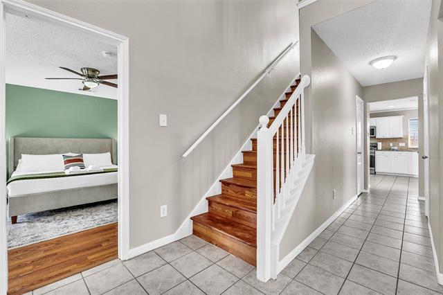 Foto del edificio - 600 Ashcrest Ct