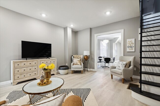 Foto del edificio - 5323 Greenway Ave