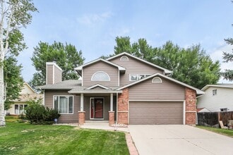 Building Photo - 1724 Tanglewood Dr