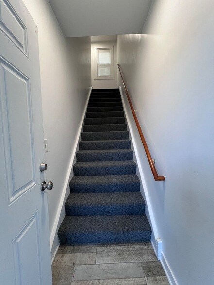 Foto del edificio - 6402 S Eberhart Ave