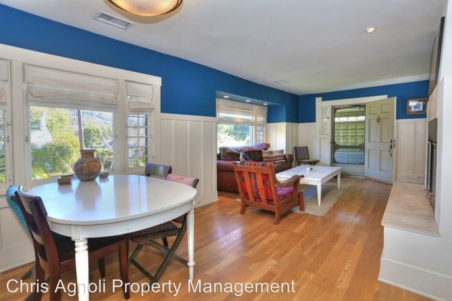Building Photo - 2 br, 2 bath House - 1311 Morrison Ave