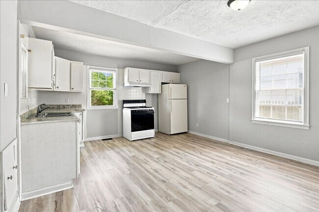 Building Photo - 1518 Udell St