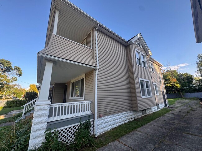 Foto del edificio - 13504 Southview Ave