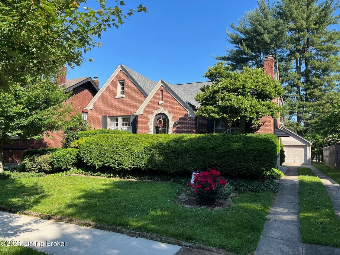 Primary Photo - 2227 Emerson Ave