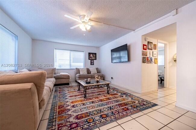 Foto del edificio - 4524 SW 54th St