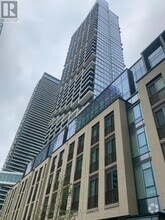 Building Photo - 1000-1000 Portage Pkwy