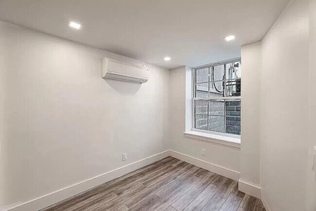 Building Photo - 167 Ludlow ST