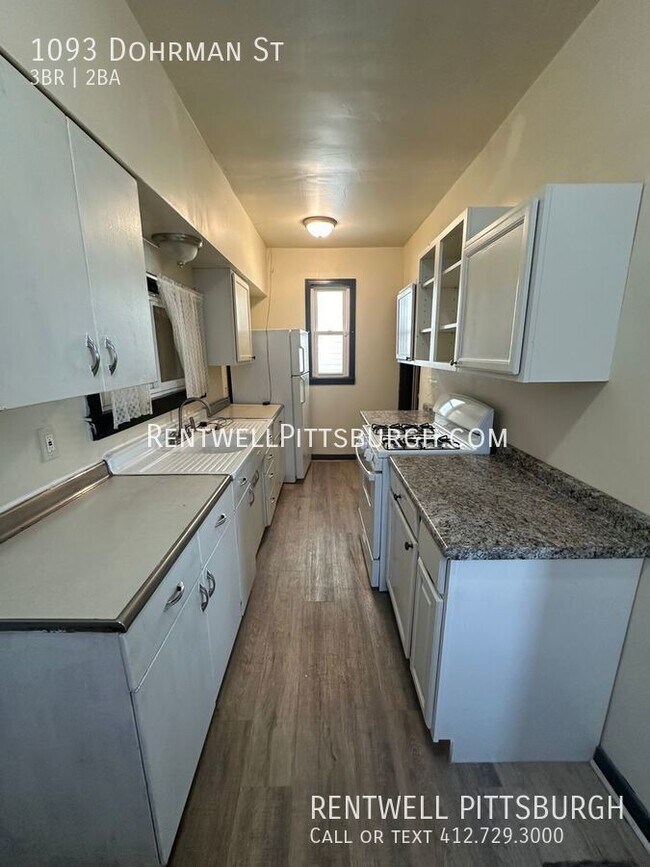 Foto del edificio - 1093 Dohrman St