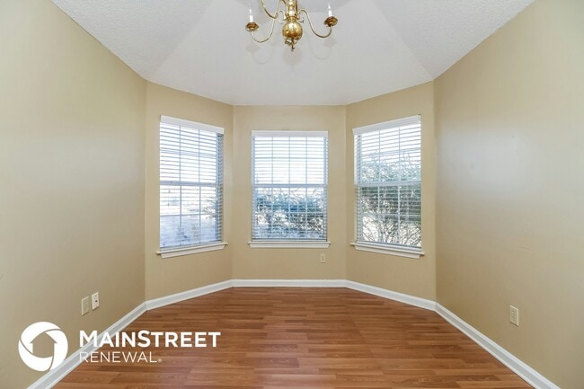 Building Photo - 4611 Chadwell Cove