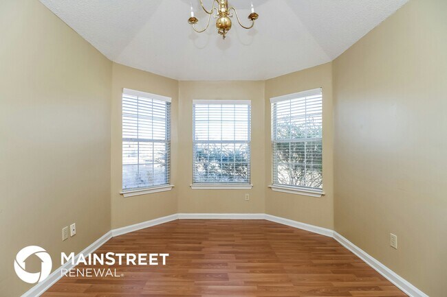Foto del edificio - 4611 Chadwell Cove
