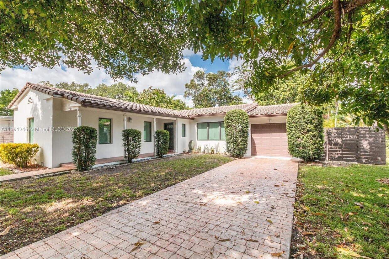 9350 NE 9th Pl, Miami Shores, FL 33138 House for Rent in Miami Shores