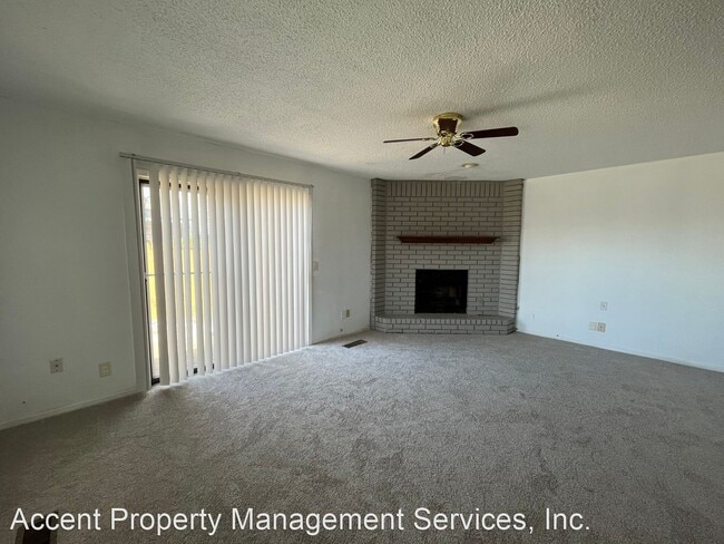 Building Photo - 3 br, 2 bath House - 7105 South Date Place