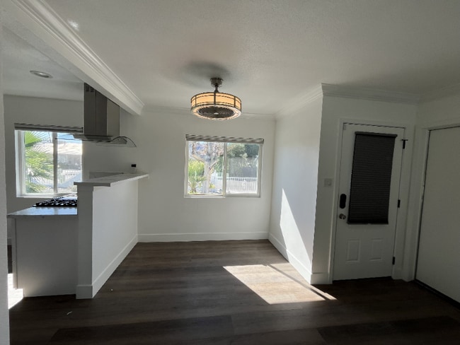 Building Photo - 3760 Cll San Antonio