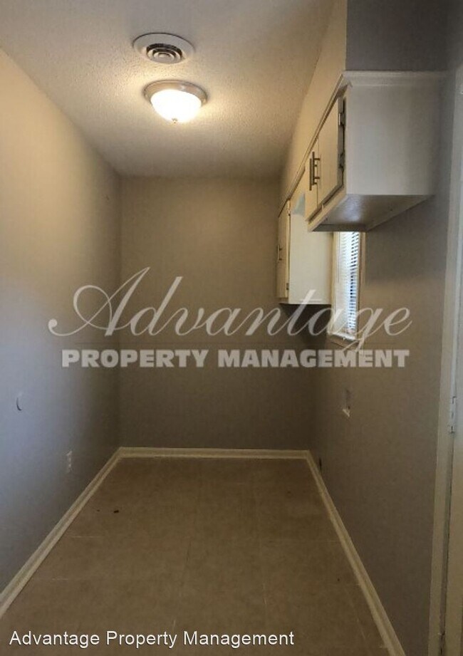Building Photo - 3 br, 2 bath House - 6769 Seven Valley Dr.